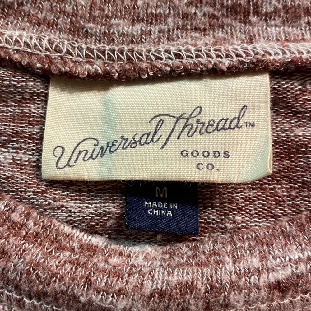 Universal Thread lightweight sweater - Picture 3 of 3